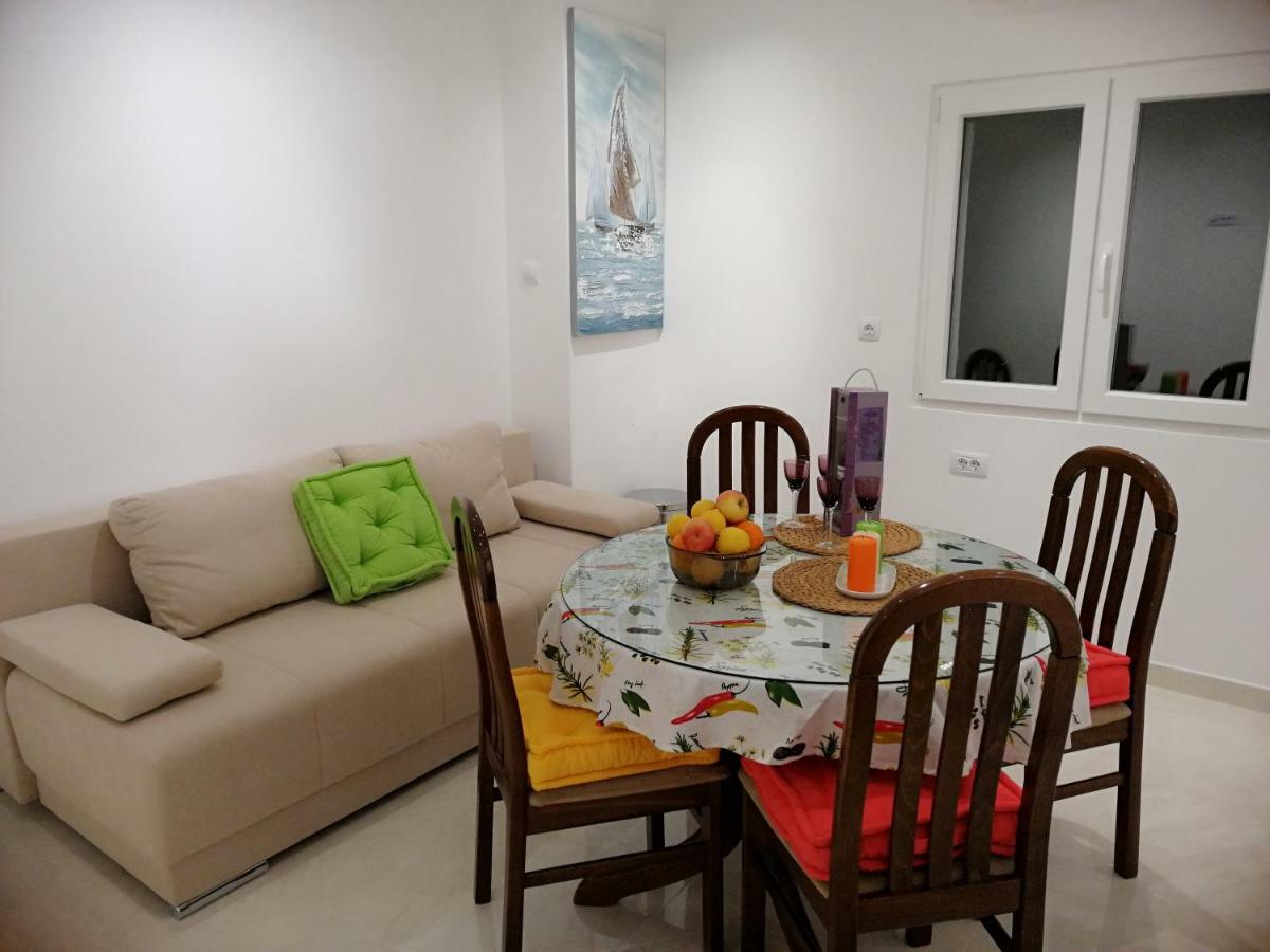 Apartment Marina Комижа Экстерьер фото