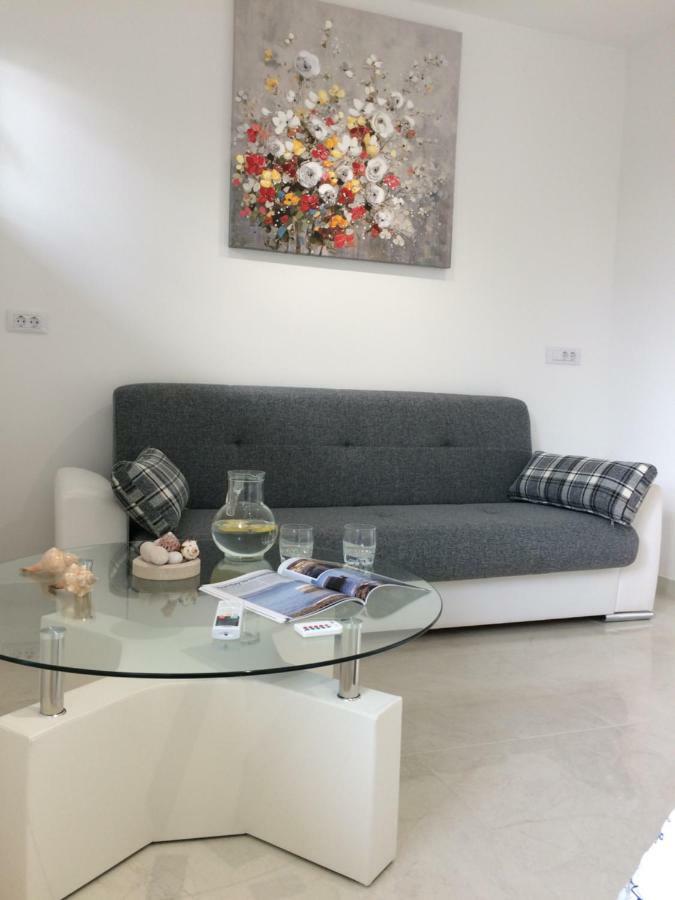 Apartment Marina Комижа Экстерьер фото